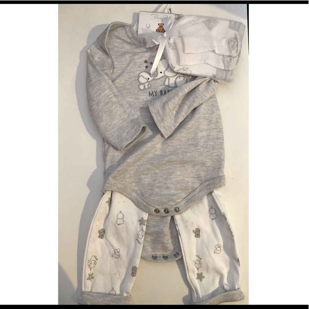 Four piece set for a baby! New! Elephant themed